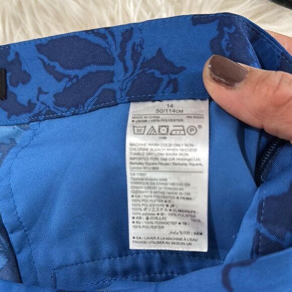 Banana Republic Blue Bermuda Shorts Floral Elegance Size 14 - Picture 7 of 10